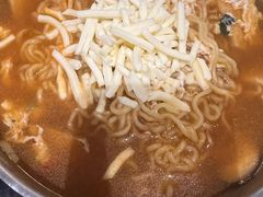 芝士辛拉面-HONGA HONGA雄家(曹路店)