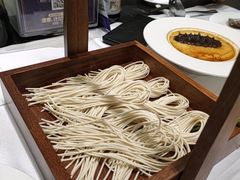 -红鼎豆捞·非遗鲍皇汤火锅(宝丰路店)