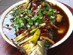 红烧鲫鱼-新繁阳睦邻长者食堂(民星路店)