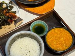 -荟廷·晶萃(陆家嘴尚悦湾店)