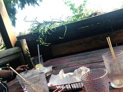 -城墙外BAR
