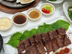 -品海楼·大连海胆锅贴馆(东港店)