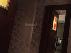 -中铁花水湾温泉酒店(大邑店)