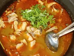-灶知轩湘西石锅鱼(万佳广场店)