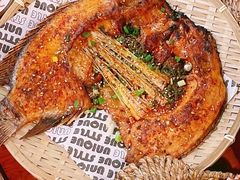 -麒麟风烤牛肉·云南烧烤小排档(丹凤街店)