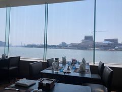-白天鹅宾馆·流浮阁咖啡厅