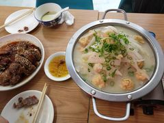 萝卜丝煮鱼腐-港澳烧卤馆