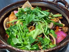 -胡须佬鸡煲四季火锅(海雅缤纷城店)