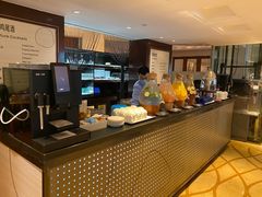 -怡咖啡海鲜自助餐厅(浦东香格里拉店)