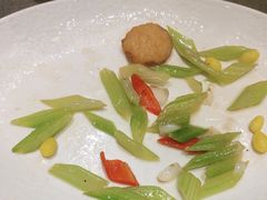 -江宴渔村·鱼鲜土菜(紫荆广场店)