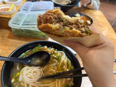 -二哥米线 丽江店