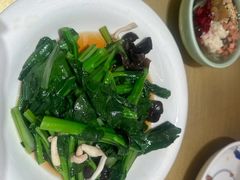 -新发现(金茂览秀城店)