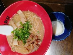 -一豚轩·烧鸟·豚骨拉面(五四路店)