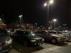 -融创茂-停车场