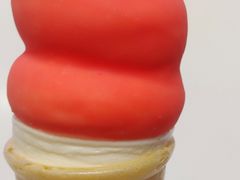 双丸子樱花蛋卷-DQ·蛋糕·冰淇淋(民勇嘉泰店)