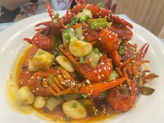 -捌贰虾蟹·江湖菜馆(江汉路店)