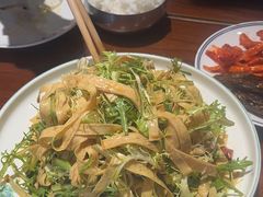 -那家老院子东北菜·饺子·小鸡炖蘑菇(艳华街店)