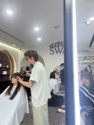 -SWANK SALON
