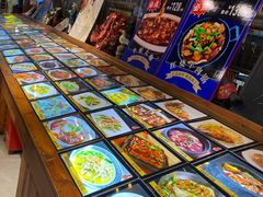 -宝燕海货工场(长江国际店)