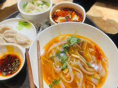 -金色印象·4K影院式足体养生(杨家坪西郊店)