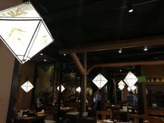 大堂-云海肴·汽锅鸡·云南菜(天山百盛优客店)