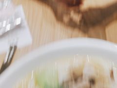 -蒙自源米线大王(花园城商场店)