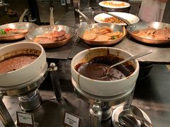 -圣丰索菲特·2 On 988 Café 自助餐厅