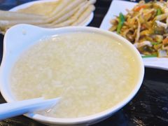 二米粥-我去·春饼文化主题餐厅(国定路总店)
