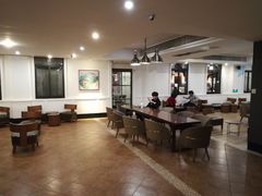 大堂-星巴克臻选(广州沙面店)