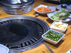 -唯成•韩国炭火烤肉 유성고기