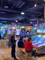 点击看大图 -卡通尼乐园(银泰店)