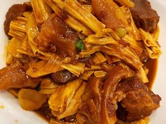 牛腩炖腐竹-东四民芳餐厅(世茂工三店)