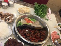 -朱氏胖子烂火锅(洪崖洞店)