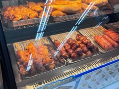 -全家便利店(洛川东路店)