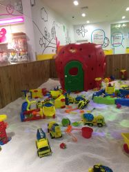 -孩子王童乐园(贵阳观山湖万达店)