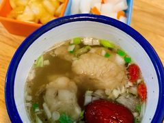 茶缸羊肉汤-零·壹新疆羊肉抓饭