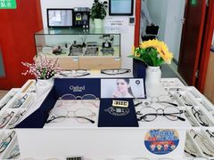 -大连何氏眼科医院