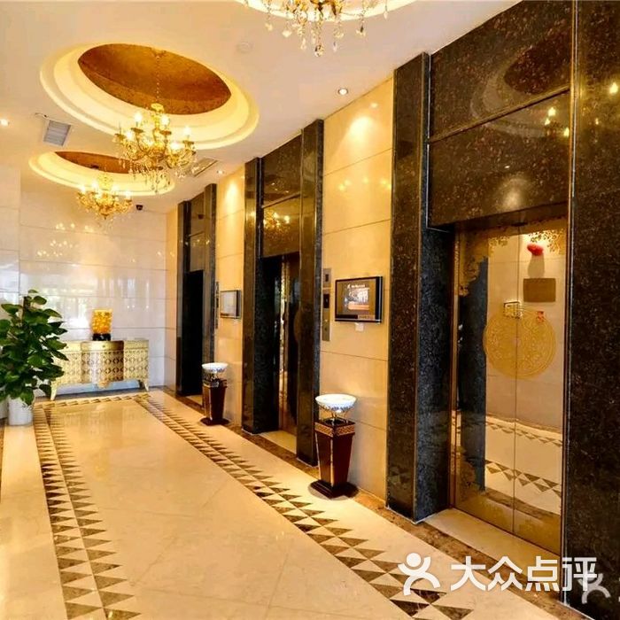 金峰国际饭店自助餐厅