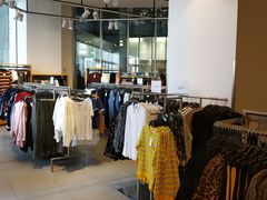 -H&M(鹏欣水游城店)