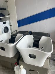 -米娜造型蛋白烫发