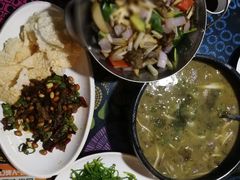酸汤肥牛-小厨子私房菜·云南美食店
