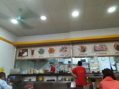 -燊意布拉肠云吞面(中山四路店)