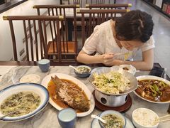 -徽鼎顺·臭鳜鱼 虾仁灌汤包(和平路店)
