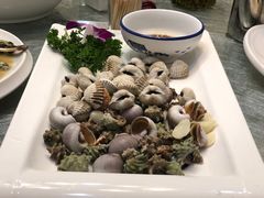 -谊荣海鲜大牌档(石湖店)