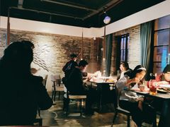 大堂-桂二老坛酸菜鱼(三街两巷店)