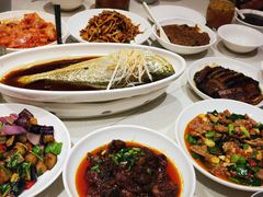 -泉上·发现DISCOVERY ·黔菜餐厅(银海元隆广场店)