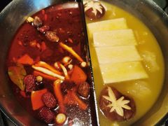 -湊湊火锅·茶憩(新中关购物中心店)