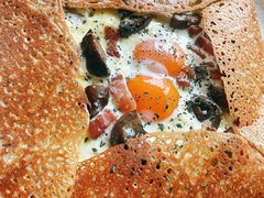 鸡蛋蘑菇熏肉荞麦可丽饼-RAC BAR(安福路店)