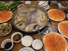 -三文彩虹鳟鱼庄