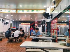 大堂-汪胖子襄阳牛肉面(华丰路店)